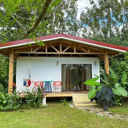 Casa Yami Lodge La Fortuna Exterior photo